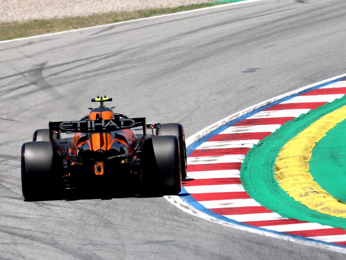 McLaren to debut its own 'upside down' F1 rear wing in Austria — MotorBuzz